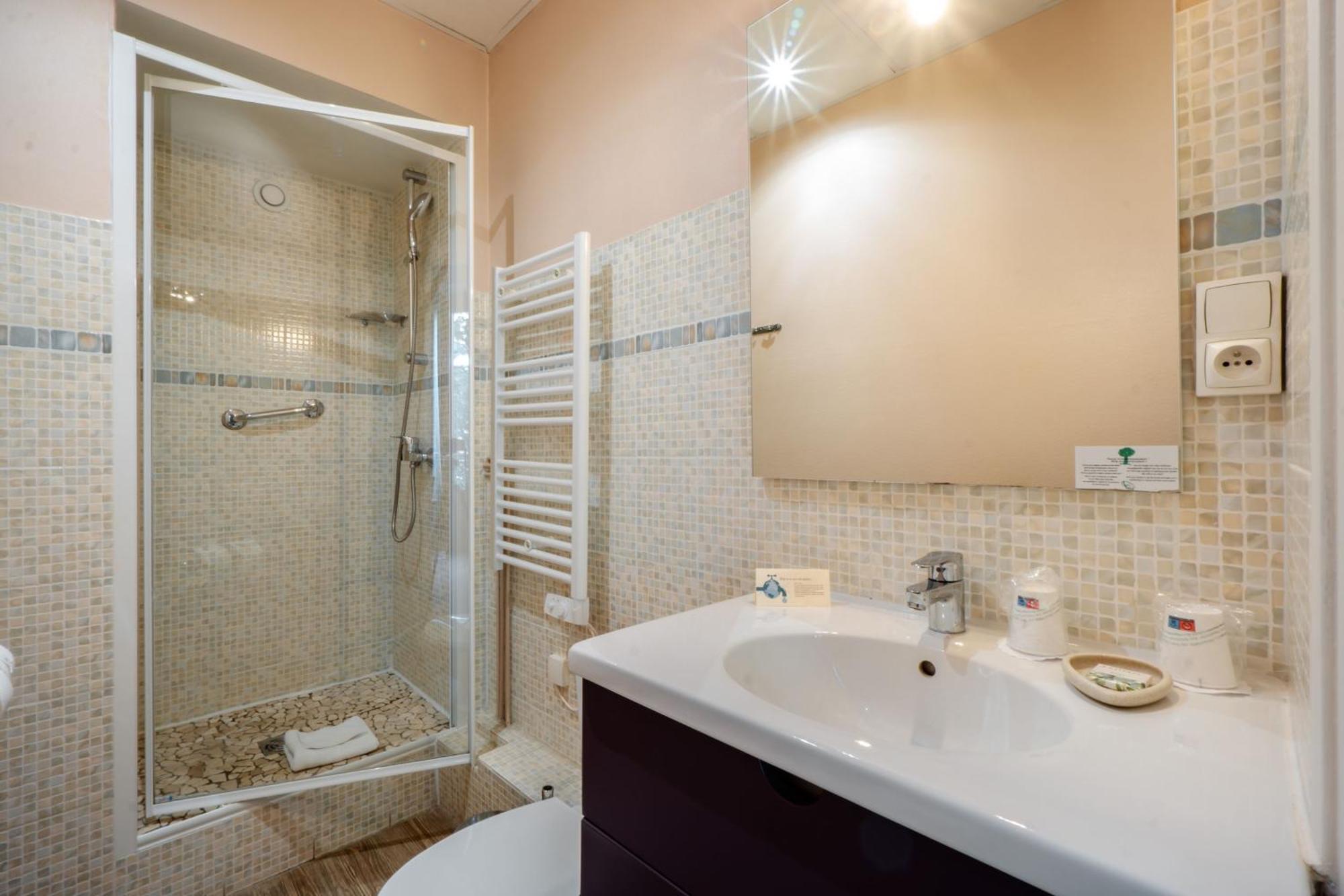 Hotel Gallia Aix-les-Bains Dış mekan fotoğraf